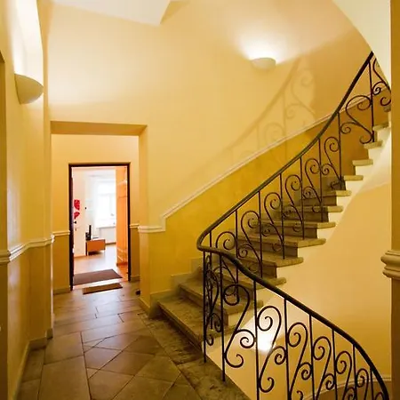 Apartamento Solar Town Hall Square Talin