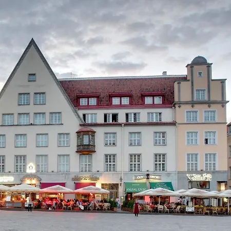 Solar Town Hall Square * Tallinn